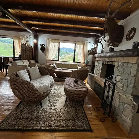 Alpstuga A Hunter's Dîmbovicioara
